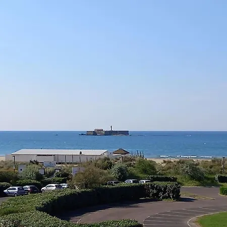 Amoureva F30, T2, Parking, Clim, Piscine *