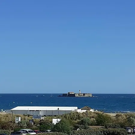 Amoureva F30, T2, Parking, Clim, Piscine * Agde