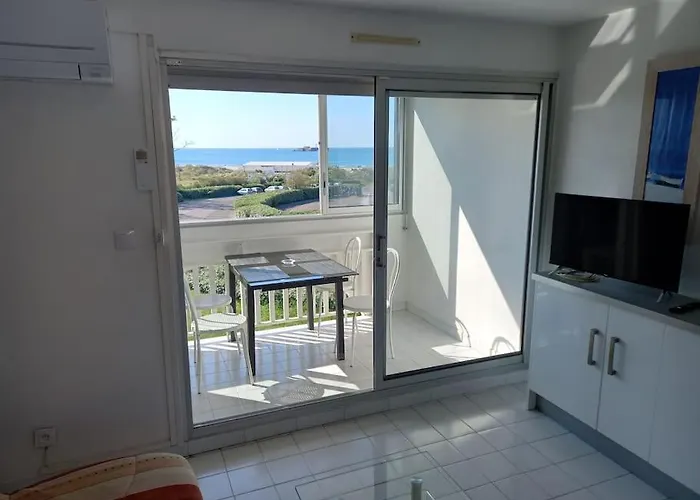 Amoureva F30, T2, Parking, Clim, Piscine Appartement Agde